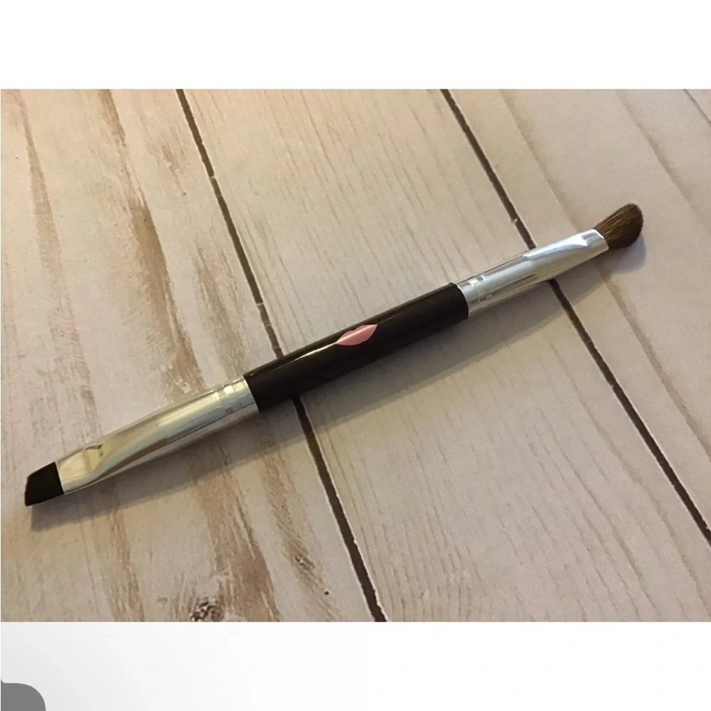 Laura Geller Double-Ended Eyeliner - Eye Shadow Brush - Brand New